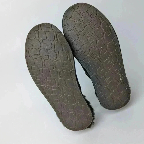 Ugg Pearle Slippers - Black - 8 - Picture 2 of 10